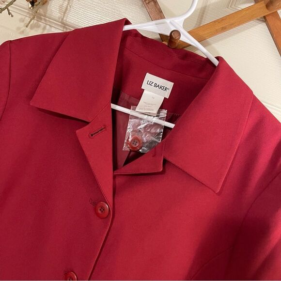 Liz Baker Red Trench Coat Classic Design - Picture 4 of 6